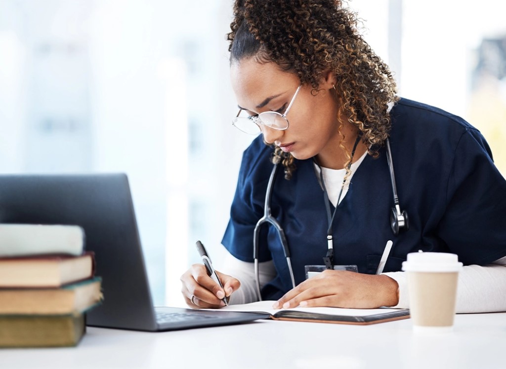 Graduate student researching aging and gerontology — online master’s in gerontology at NMSU Global Campus